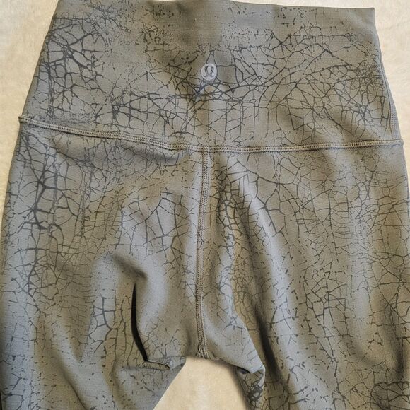 Lululemon Wunder Train High-Rise Tight 25" Size 2 Crackle Print Everlux Gray - Picture 9 of 10